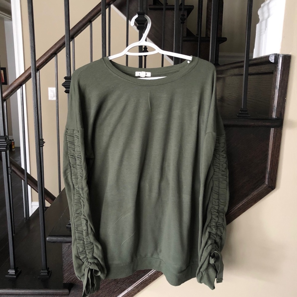 Garage Crewneck